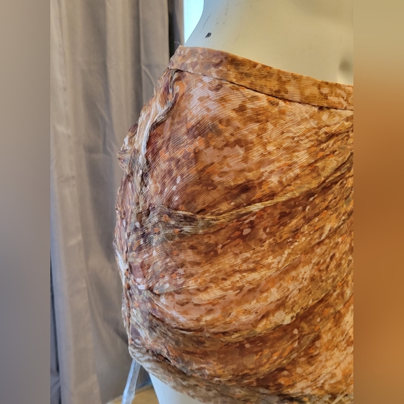 Mini Skirt - Picture 5 of 9